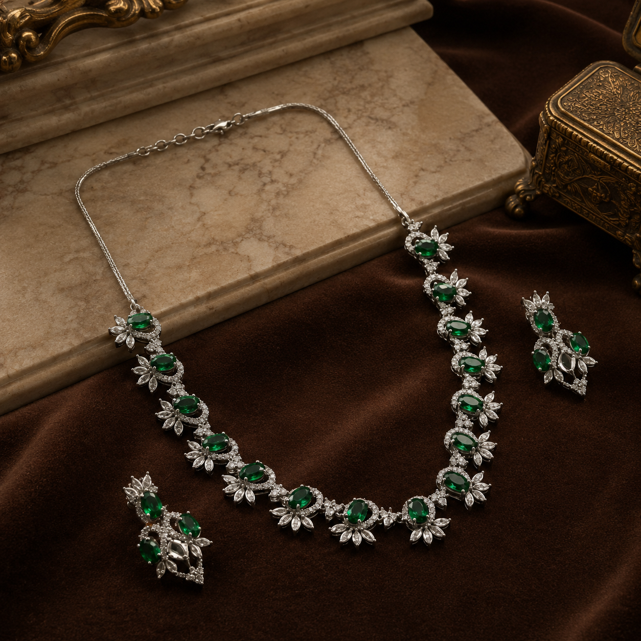 Royal Ivy Necklace Set